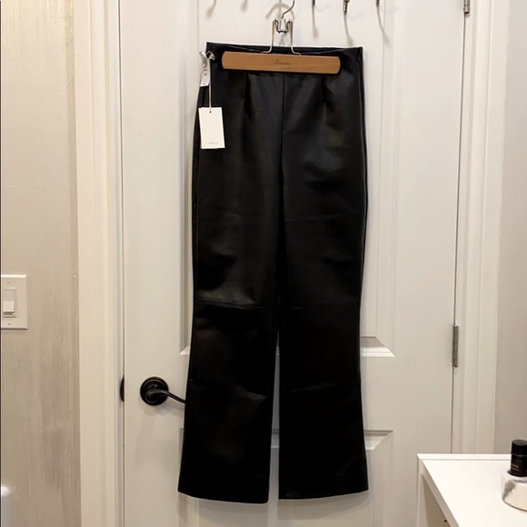 Aritzia Wilfred Black vegan leather Porto Pants - Picture 4 of 5
